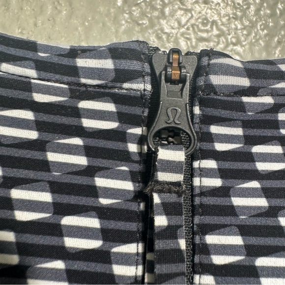 Lululemon Til Dawn Black White Deep Dive Dress Size 8 - Picture 12 of 16